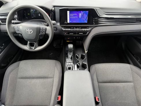Used 2025 Toyota Camry LE FWD image 13