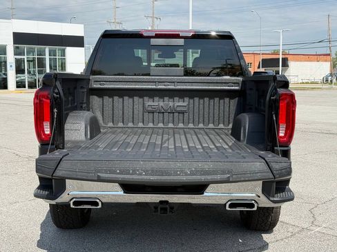 New 2026 GMC Sierra 1500 SLT w/ SLT Premium Plus Package AWD/4WD image 6