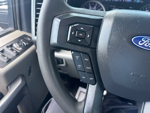Used 2022 Ford F350 XLT w/ XLT Premium Package AWD/4WD image 42
