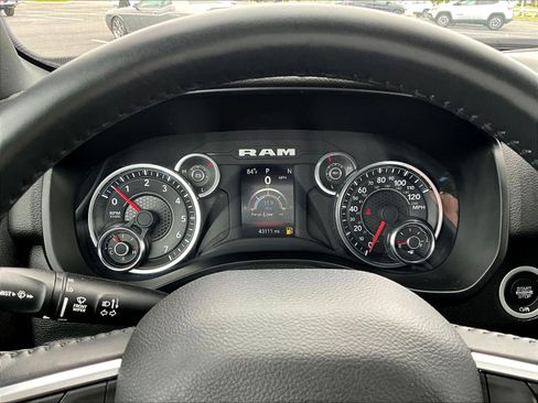 Used 2024 RAM 1500 Big Horn AWD/4WD image 13