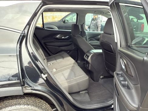 Used 2022 GMC Terrain SLE AWD/4WD image 26