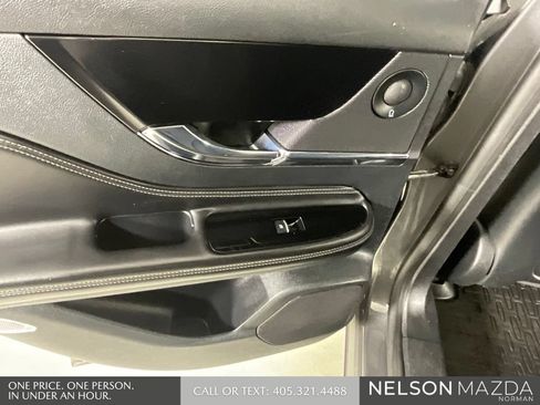 Used 2021 Lincoln Corsair Reserve w/ Equipment Group 201A AWD/4WD image 19