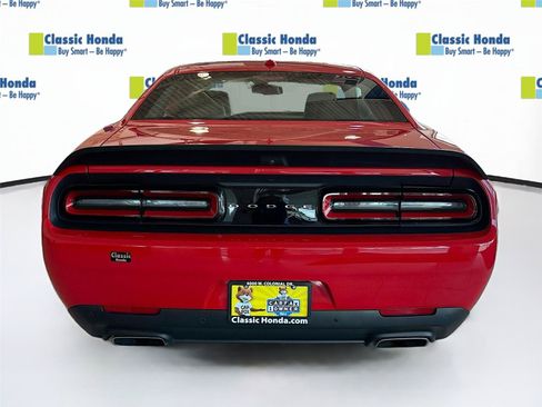 Used 2019 Dodge Challenger R/T Scat Pack RWD image 7