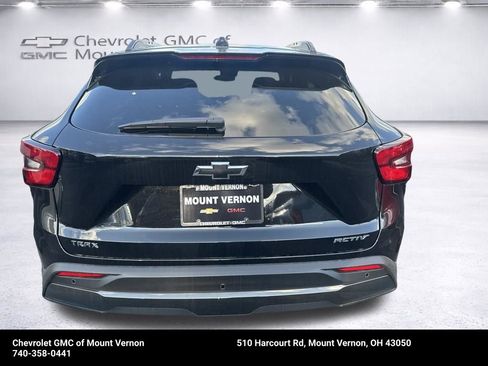 New 2026 Chevrolet Trax ACTIV w/ Driver Confidence Package FWD image 9