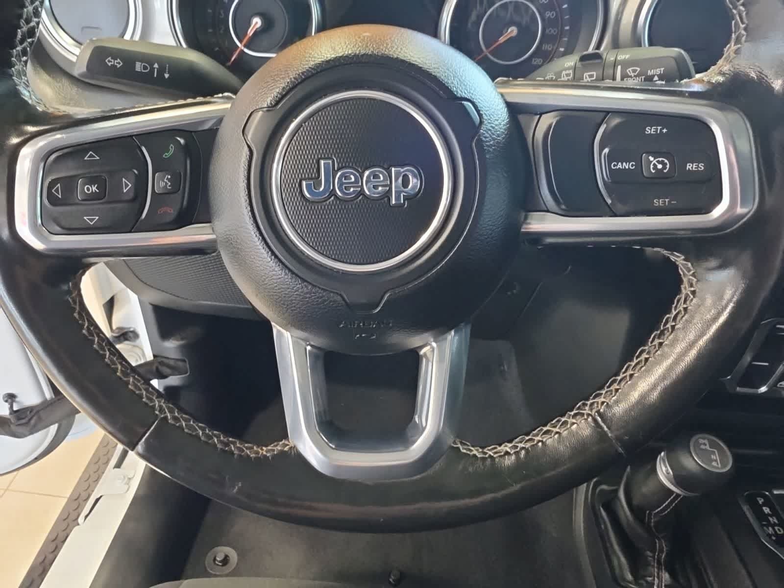 Used 2022 Jeep Wrangler Unlimited Sahara w/ Cold Weather Group AWD/4WD image 19