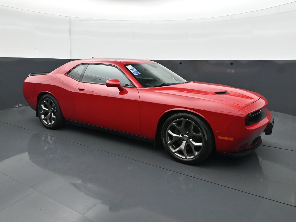 Used 2015 Dodge Challenger SXT Plus w/ Sound Group II RWD image 9