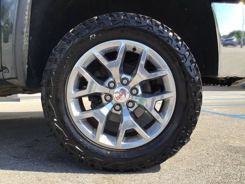 Used 2018 GMC Sierra 1500 SLT w/ SLT Premium Package AWD/4WD image 15