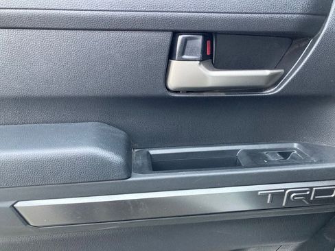 Used 2025 Toyota Tacoma TRD Off-Road image 10