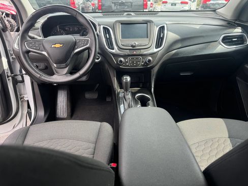 Used 2018 Chevrolet Equinox LT AWD/4WD image 19