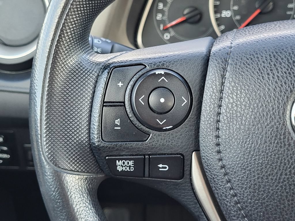Used 2014 Toyota RAV4 LE AWD/4WD image 17