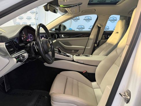 Used 2021 Porsche Panamera 4S w/ Premium Package AWD/4WD image 17