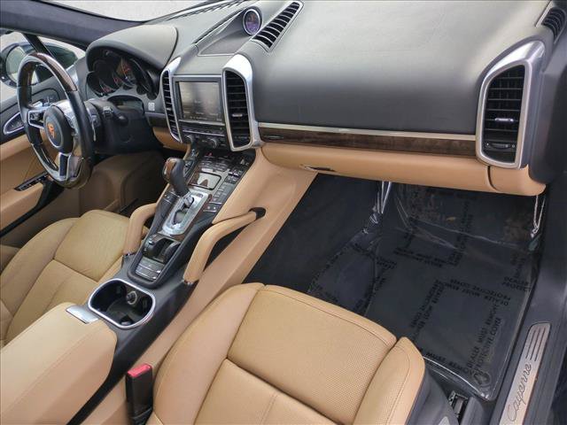 Used 2016 Porsche Cayenne Diesel AWD/4WD image 23