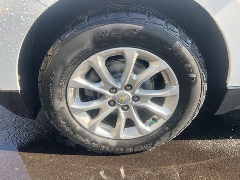 Used 2019 Chevrolet Equinox LT FWD image 9