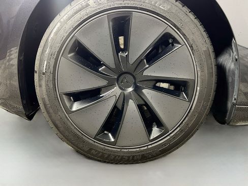 Used 2025 Tesla Model 3 RWD image 14