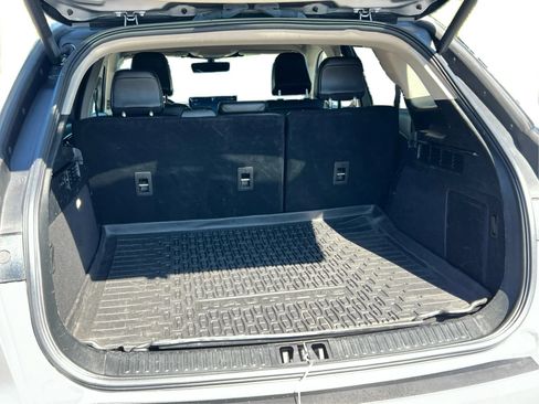 Used 2023 Lincoln Nautilus AWD w/ Premium Package image 18