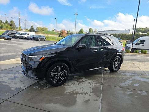 Used 2025 Mercedes-Benz GLE 350 4MATIC image 9