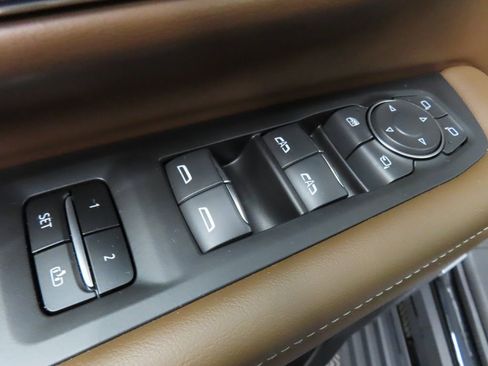 Used 2024 Chevrolet Suburban High Country image 72