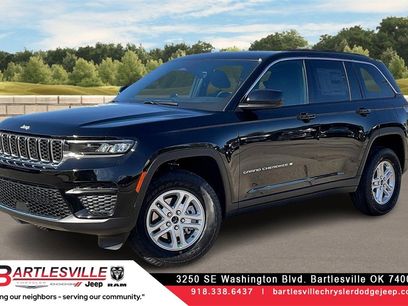 New 2025 Jeep Grand Cherokee Laredo w/ Luxury Tech Group I