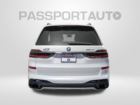 Used 2024 BMW X7 xDrive40i w/ Executive Package image 5