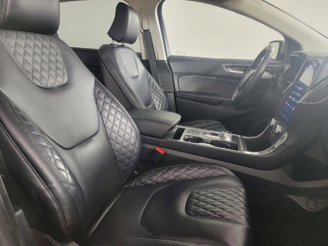 Certified 2023 Ford Edge Titanium w/ Equipment Group 301A AWD/4WD image 18