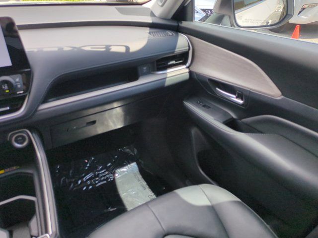 Used 2024 Toyota Grand Highlander FWD image 16