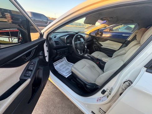 Used 2017 Subaru Impreza 2.0i Premium image 10