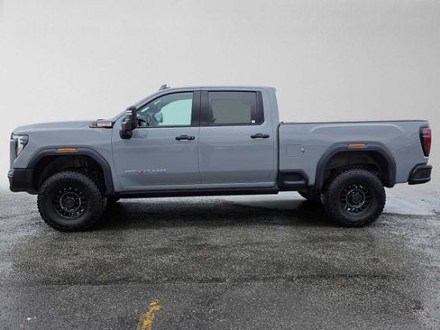 Certified 2024 GMC Sierra 2500 AT4X w/ AT4X AEV Edition AWD/4WD image 6