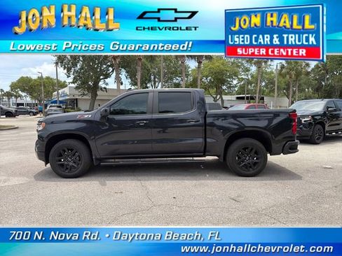 Used 2022 Chevrolet Silverado 1500 RST w/ Z71 Off-Road Package AWD/4WD image 5