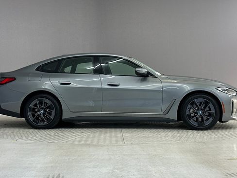 Used 2023 BMW i4 eDrive35 RWD image 7
