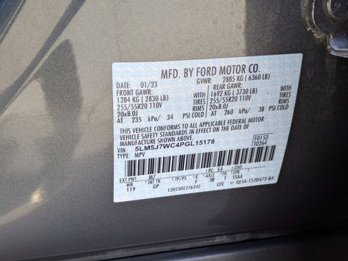 Used 2023 Lincoln Aviator Reserve w/ Equipment Group 201A image 35