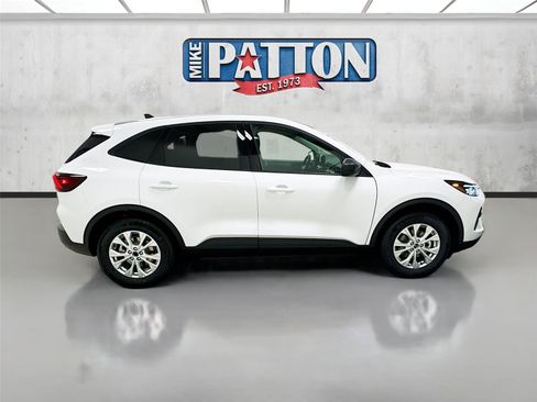 New 2026 Ford Escape Active image 8