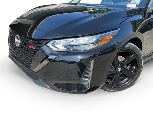 Used 2024 Nissan Sentra SR image 9