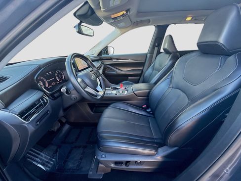 Used 2022 INFINITI QX60 Sensory w/ Cargo Package image 18