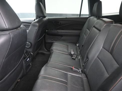 Used 2022 Honda Pilot TrailSport image 18
