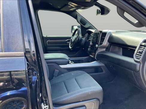 Used 2021 RAM 1500 Big Horn RWD image 7