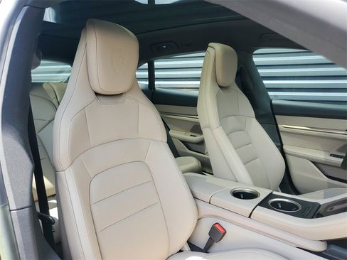 Used 2023 Porsche Taycan 4S image 19