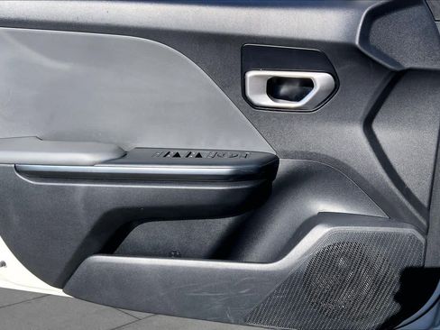 Used 2025 Kia K4 FWD image 21