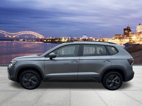Certified 2025 Volkswagen Taos S FWD image 2
