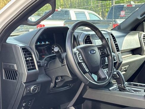 Used 2020 Ford F150 XLT w/ Equipment Group 302A Luxury AWD/4WD image 25