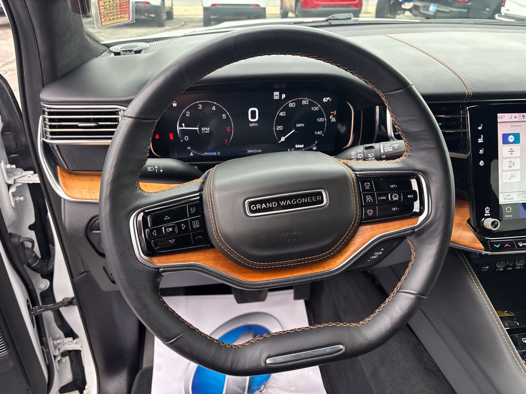 Used 2024 Jeep Grand Wagoneer Series III w/ Flexible Seating Group AWD/4WD image 26