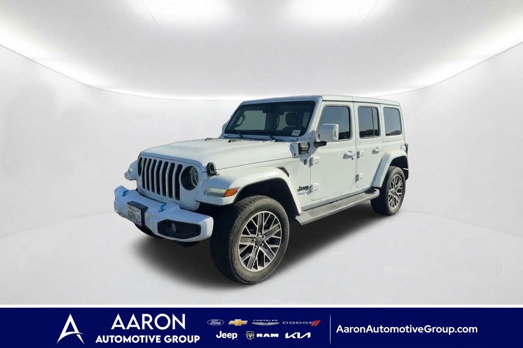 Used 2022 Jeep Wrangler Unlimited Sahara AWD/4WD image 1