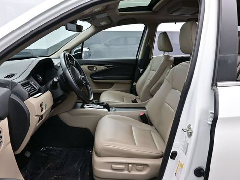 Used 2021 Honda Pilot Touring image 22