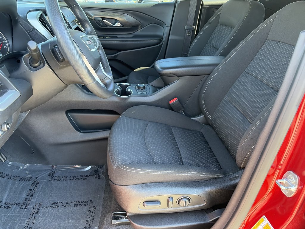 Used 2022 GMC Terrain SLE w/ Driver Convenience Package FWD image 16