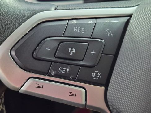 Used 2022 Volkswagen Atlas SE AWD/4WD image 16