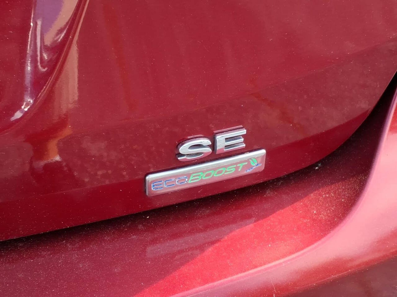 Used 2015 Ford Focus SE w/ SE Ecoboost Package FWD image 6