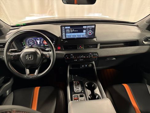Used 2026 Honda Passport TrailSport image 4