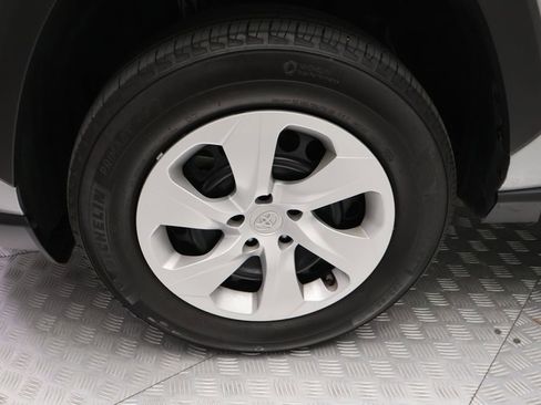 Certified 2024 Toyota RAV4 LE FWD image 4
