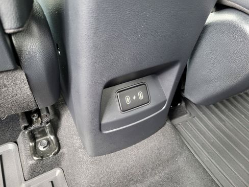 Used 2025 Kia Soul GT-Line w/ GT-Line Technology Package FWD image 16
