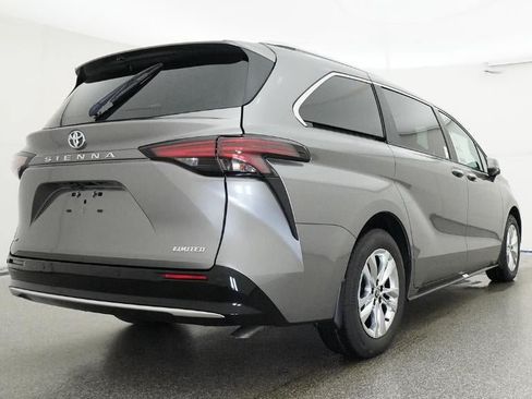 New 2026 Toyota Sienna Limited FWD image 24