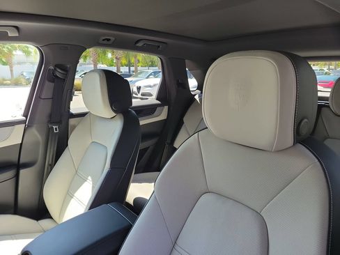 New 2026 Porsche Cayenne AWD/4WD image 5